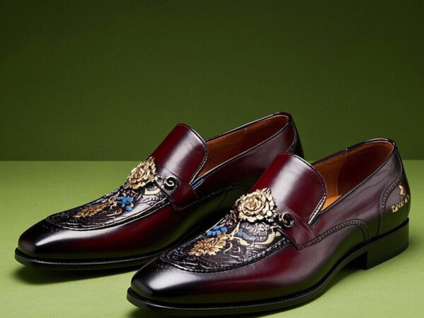 Personalized Embroidered Leather Shoes "Soul Footprints" — Leave an Artistic Mark with Every Step