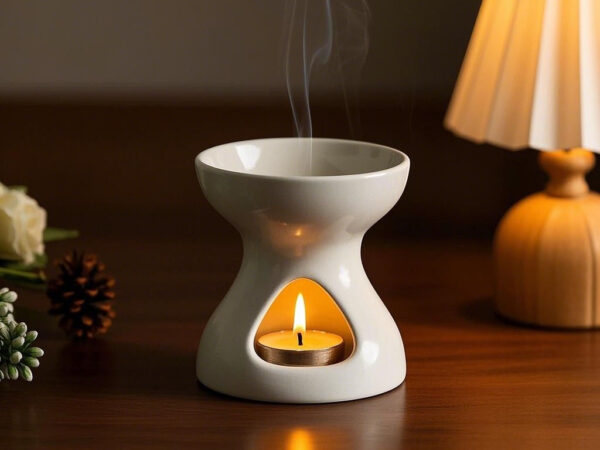 Handmade Ceramic Aroma Burner "Tranquil Moments" — Bringing Fragrance and Serenity Together